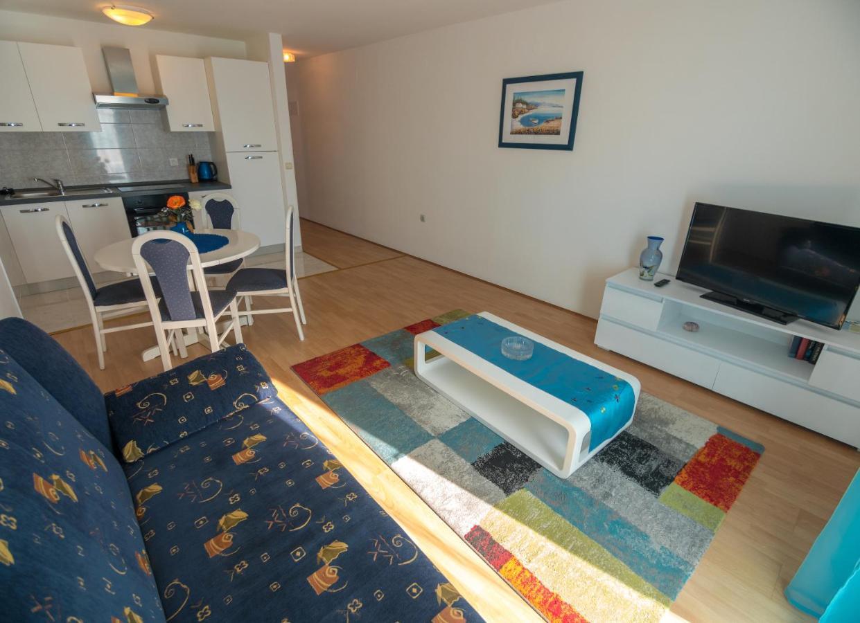 Bene Apartment Banjol